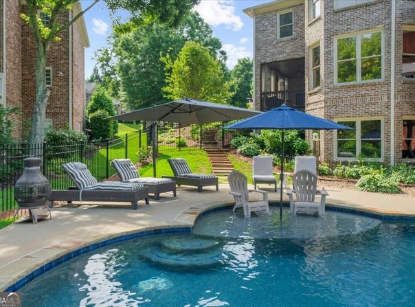 7630 Stratton Pte, Suwanee, GA 30024