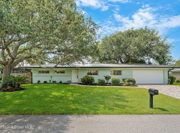 545 Seabreeze Drive, Indialantic, FL 32903