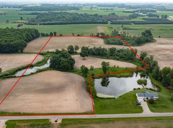 PLEASANT VIEW Road, BEAR CREEK, WI 54922