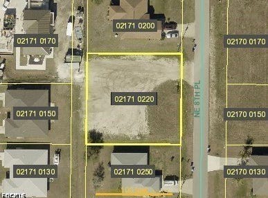 2104 NE 8th Place, Cape Coral, FL 33909