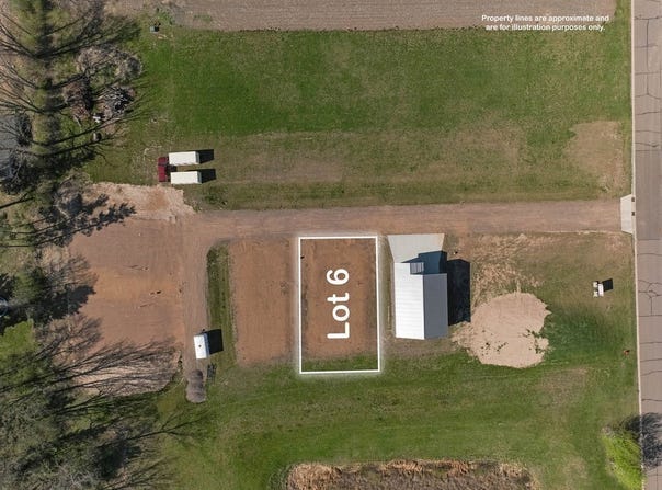 1305 (Unit 6) Guy Avenue, Barron, WI 54812