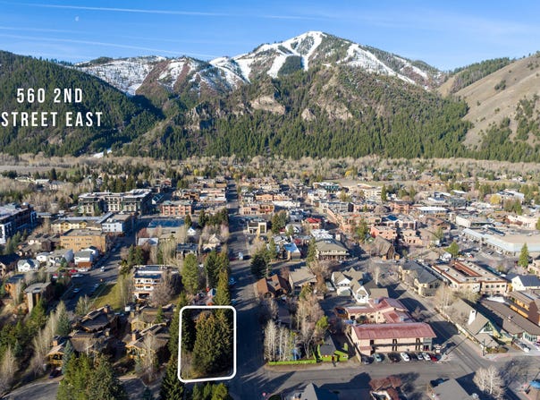 560 E 2nd St, Ketchum, ID 83340