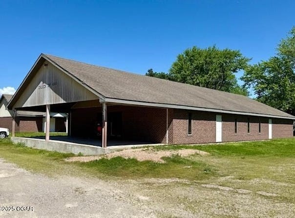 911 Main Street, Mindenmines, MO 64769