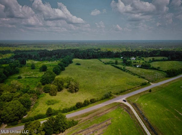 Thomas School Road, Lumberton, MS 39455