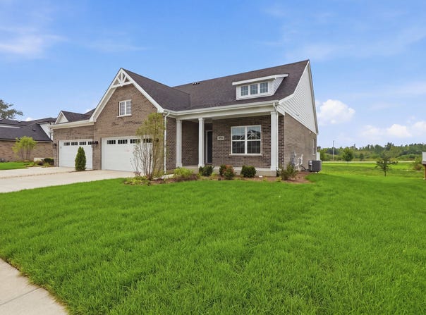 16561 Kayla Drive, Lemont, IL 60439