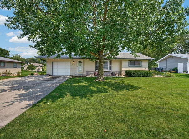 3316 Opal Drive, Ames, IA 50010