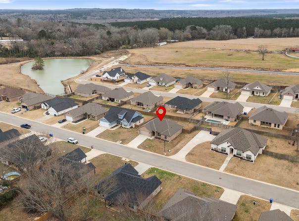 114 Rose Row, Winona, TX 75792