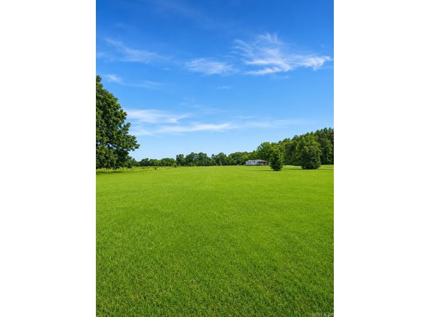 8330 E Elm, Benton, AR 72015