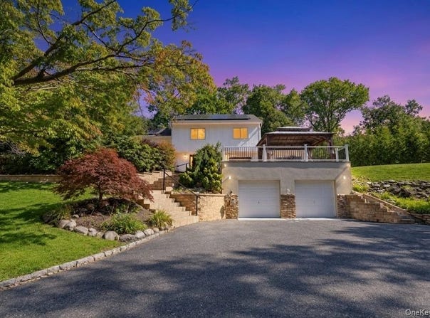 29 Hillside Lane, Syosset, NY 11791