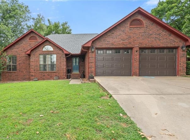 1321 Springhills DR, Alma, AR 72921