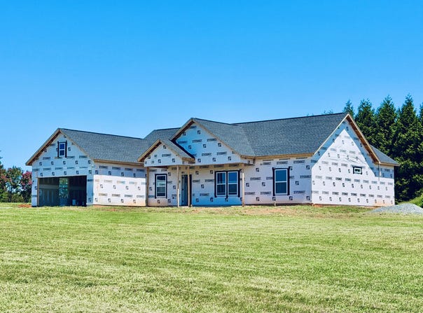 224 Nyle Ridge Rd, Wirtz, VA 24184