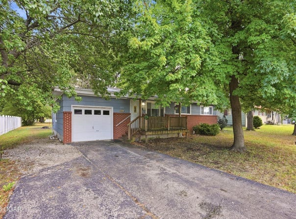 204 S Grand, Lamar, MO 64759