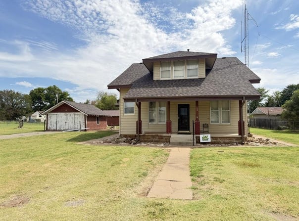 209 E Beech, Pond Creek, OK 73766