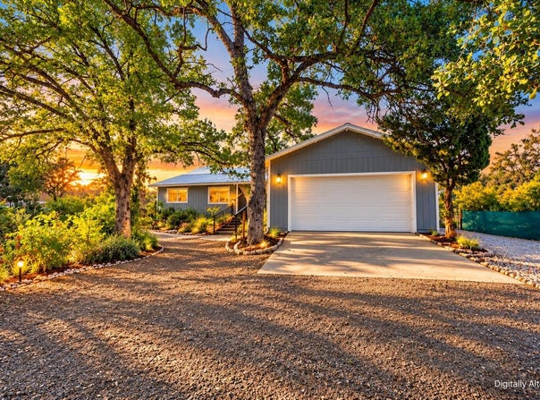 9362 Placer Road, Redding, CA 96001