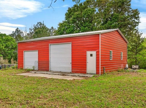 86 Cripple Creek, Lumberton, MS 39455