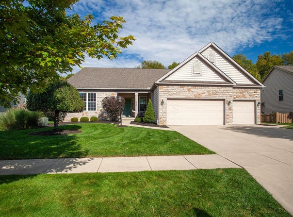 7742 Maple Run Lane, Powell, OH 43065