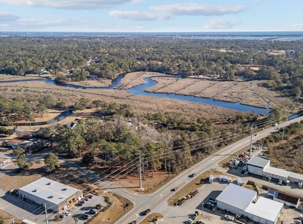 118 Whitehouse Fork Road, Peletier, NC 28584
