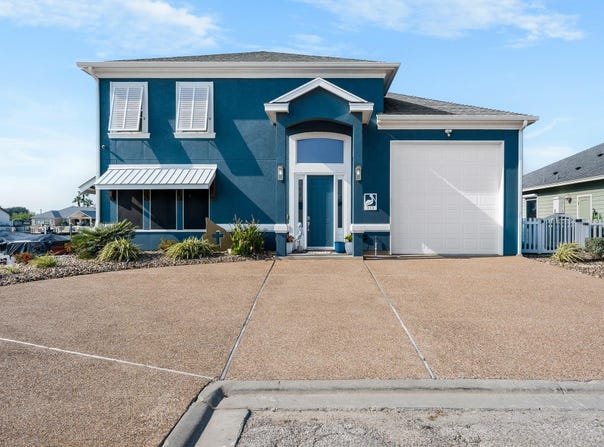 113 Tarpon Ct, Aransas Pass, TX 78336