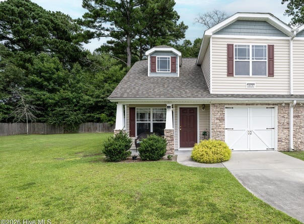 4038 Arbor Green Way, New Bern, NC 28562