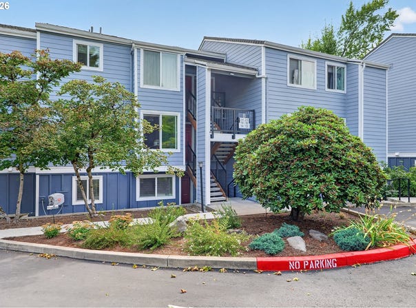 47 EAGLE CREST Dr, LakeOswego, OR 97035