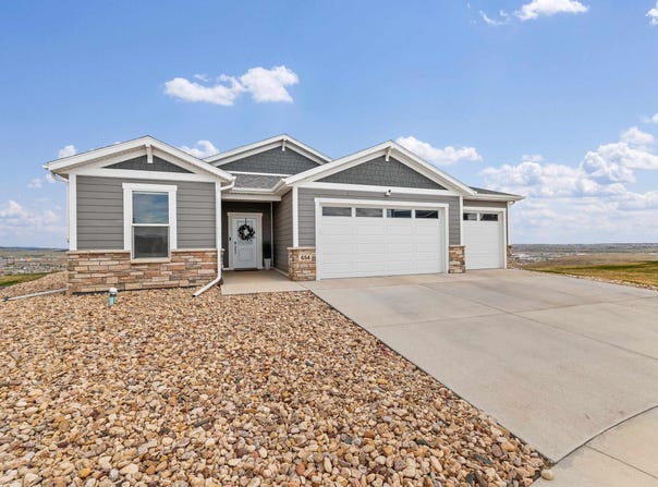 654 Aaron Ct, Rapid City, SD 57703
