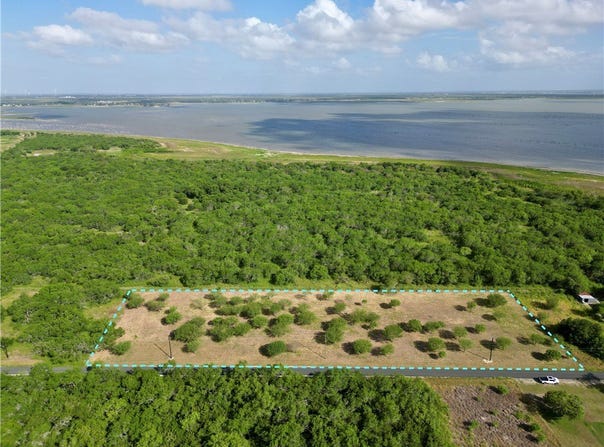 Harbor Circle lot: 4, Mathis, TX 78368