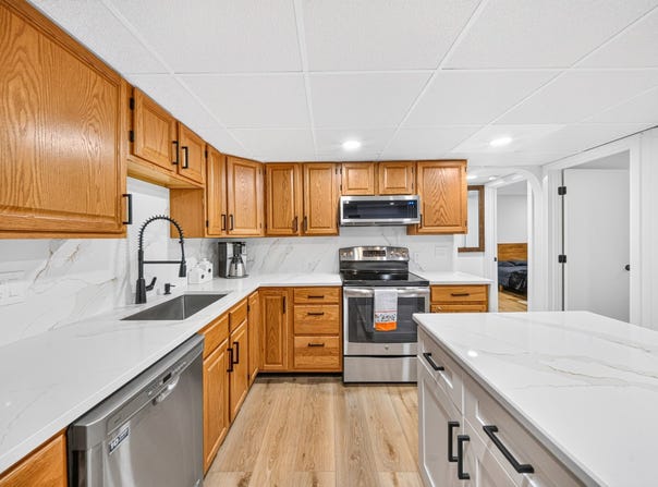 11 Shadowbrook Ln, Milford, MA 01757