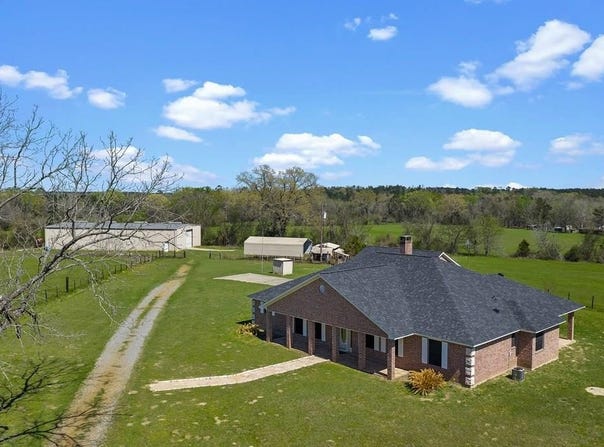 4466 FM 1970N, TIMPSON, TX 75975