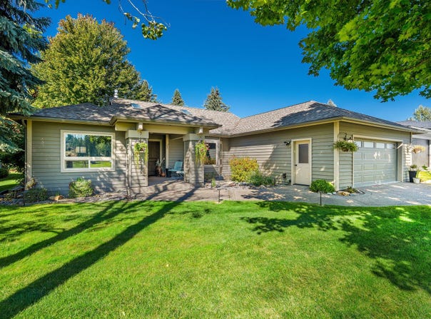 209 Bridger Drive, Bigfork, MT 59911