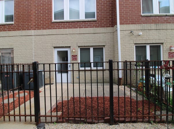 2409 W 32nd Place, Chicago, IL 60608
