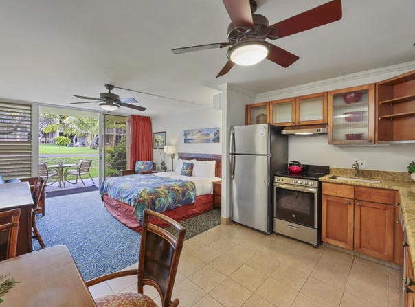 5315 Lower Honoapiilani Rd, Lahaina, HI 96761