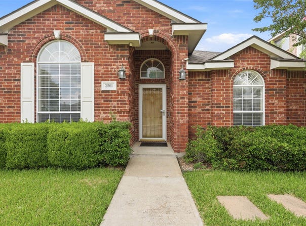 2501 Saddlehorn Drive, Mesquite, TX 75181