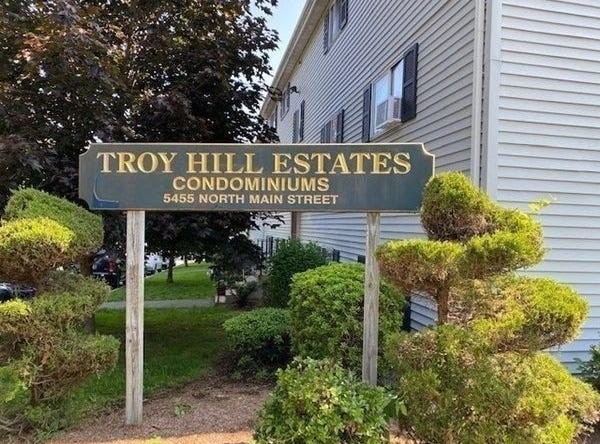 5455 N Main St, Fall River, MA 02720