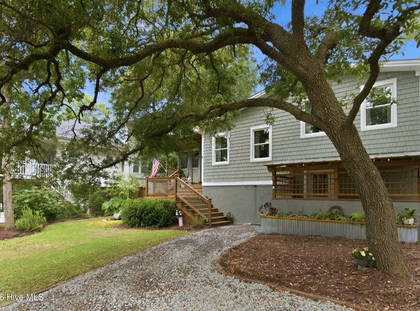 101 SE 23rd Street, Oak Island, NC 28465