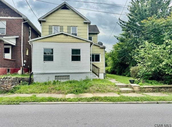 66 Clover, Johnstown, PA 15902