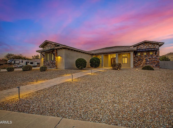 1444 N AARON Circle, Mesa, AZ 85207