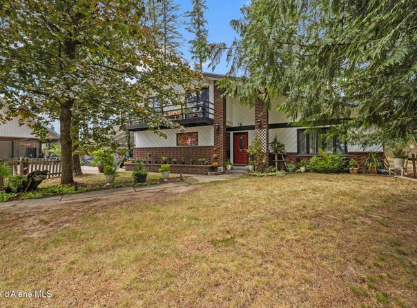405 Schweitzer Cutoff Rd, Sandpoint, ID 83864