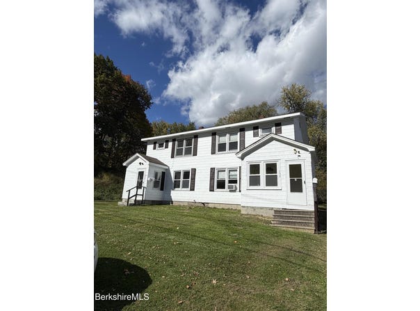 29A/B High St, Lenox, MA 01240