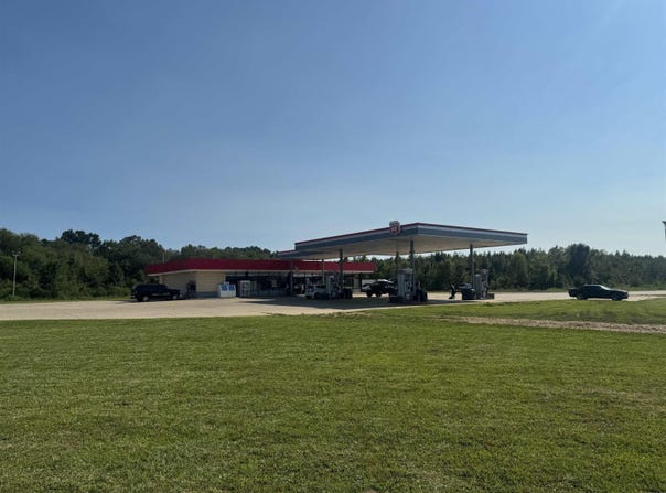 407 hwy 27 Byp, Nashville, AR 71852-8861