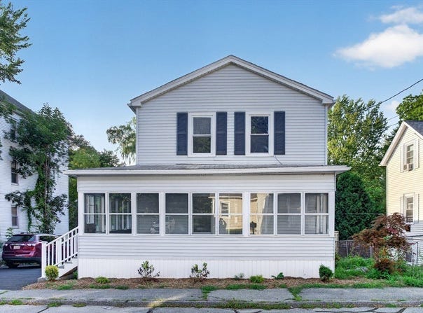 13 Goddard St, Webster, MA 01570