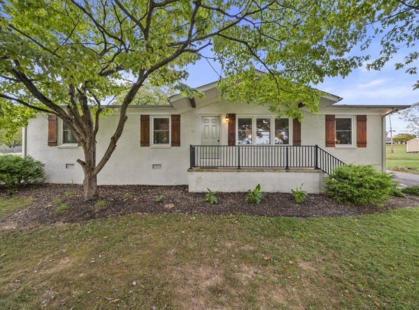 516 Madison Ave, Sparta, TN 38583