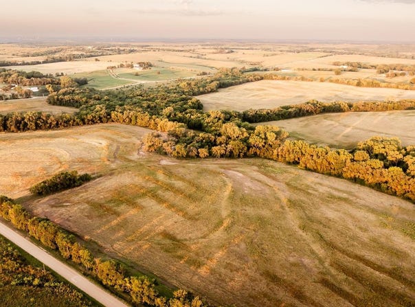 N Simpson Rd, New Cambria, KS 67470