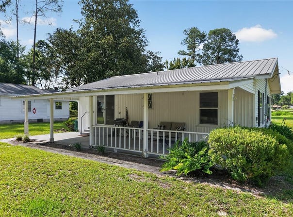 148 LAKE SHORE Terrace, INTERLACHEN, FL 32148