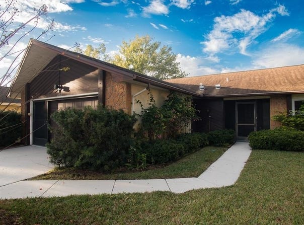 1350 GLENGARRY Drive, PALM HARBOR, FL 34684