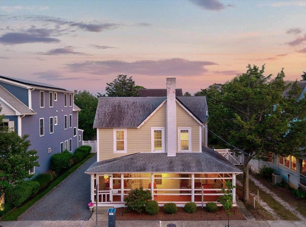 16 DELAWARE Avenue, REHOBOTH BEACH, DE 19971