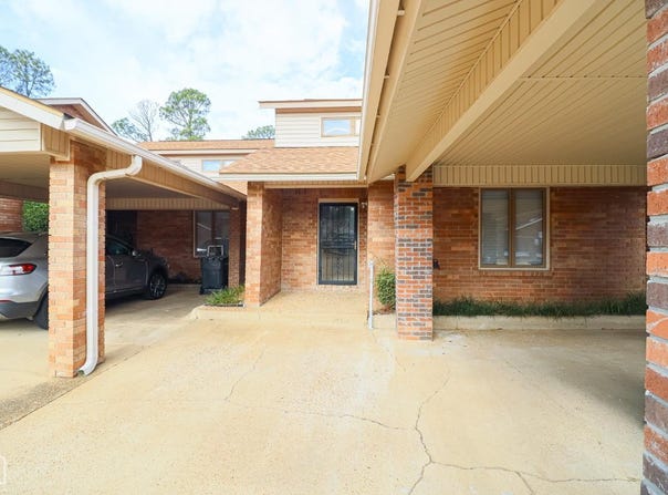 2711 Greenbriar Drive, Jonesboro, AR 72401