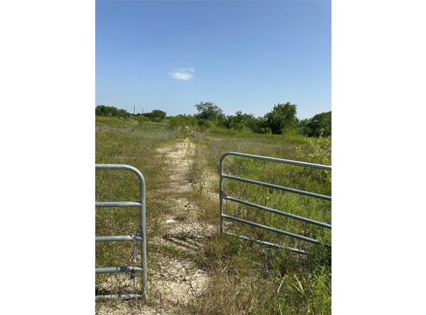 6709 Fm 1327, Austin, TX 78747