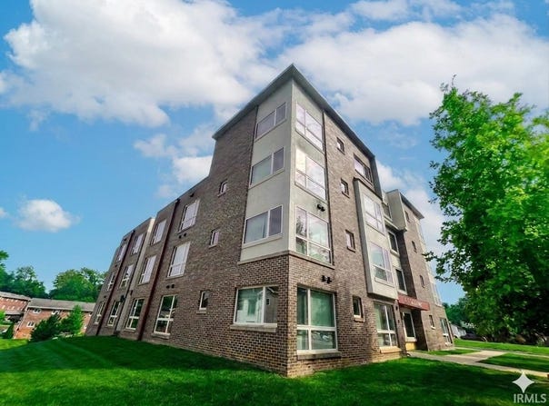 604 N Smith Road, Bloomington, IN 47408-2766