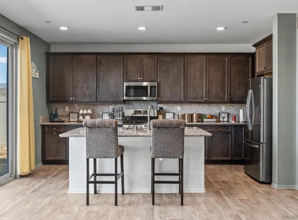 3048 Eveningcloud St, Hemet, CA 92543