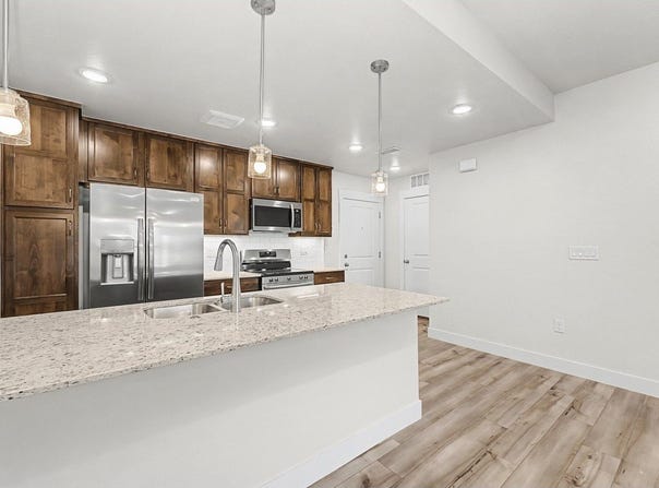 265 High Point Dr, Longmont, CO 80504